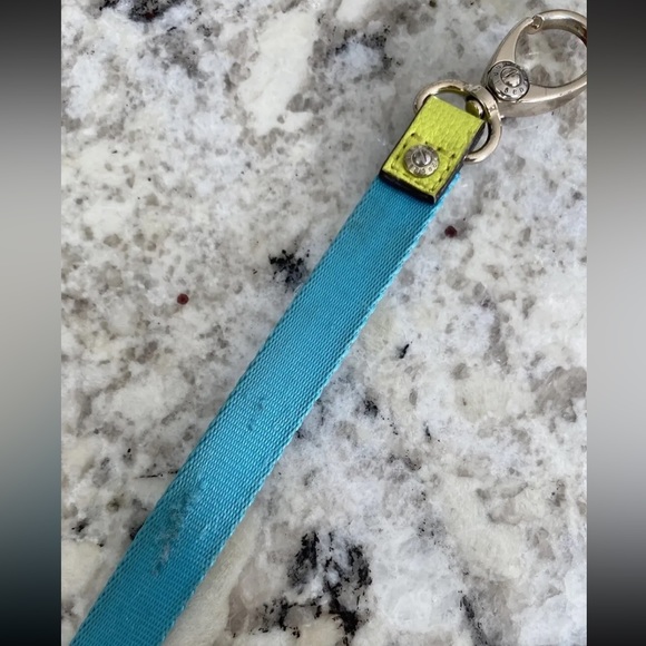 Henri Bendel influencer Dog Leash and Harness set - Picture 7 of 8